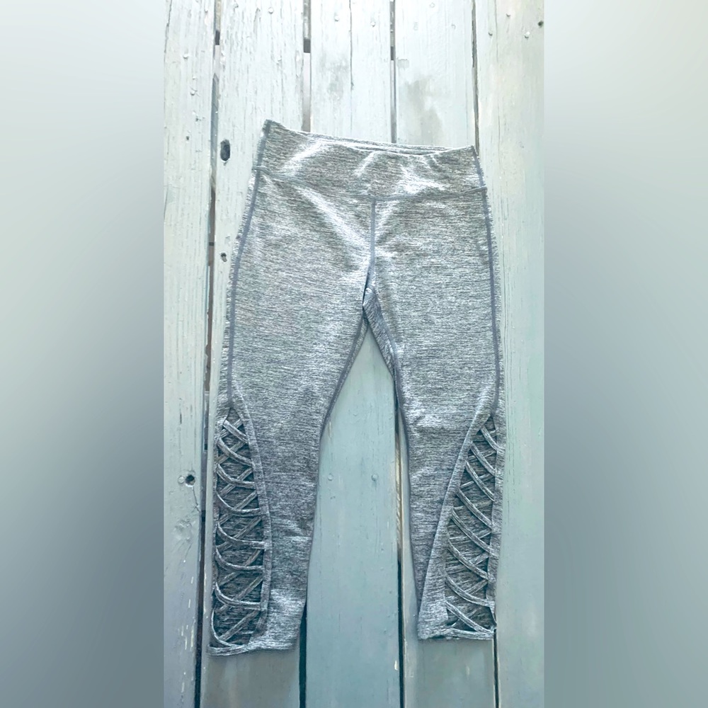 🩶🖤Inspired Hearts-Workout Pants🖤🩶‎ NWOT